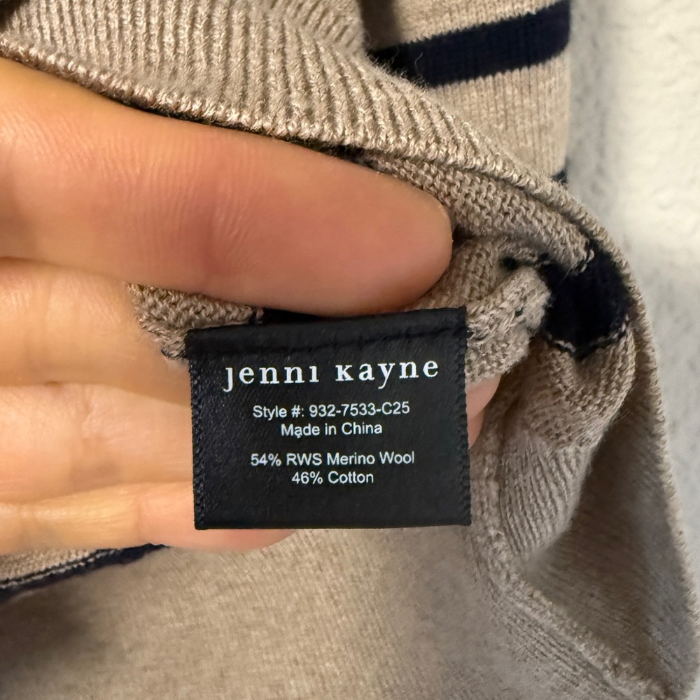 NWOT Jenni Kayne Avery Crewneck Sweater Striped Minimalist Neutral Essentials M - Picture 6 of 7